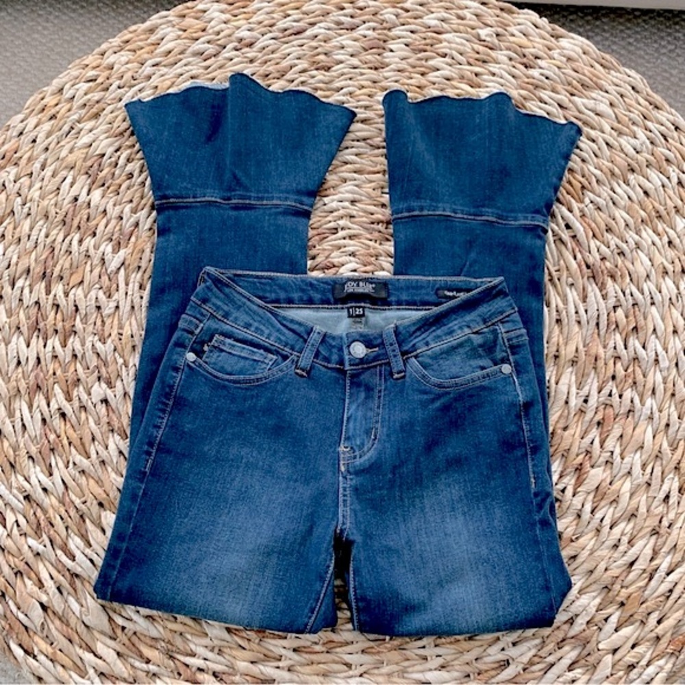 Judy Blue Crop Flare Flounce Hem Jean - Picture 3 of 13